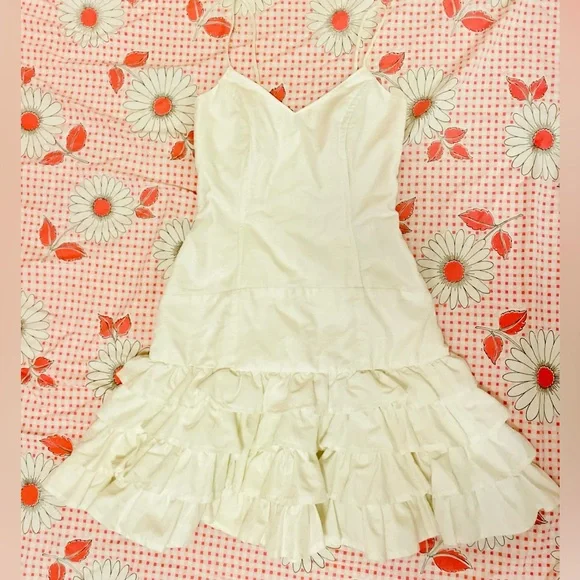 Vintage super cute drop waist corset princess Elegant White cream Ruffled Dress - Picture 2 of 8